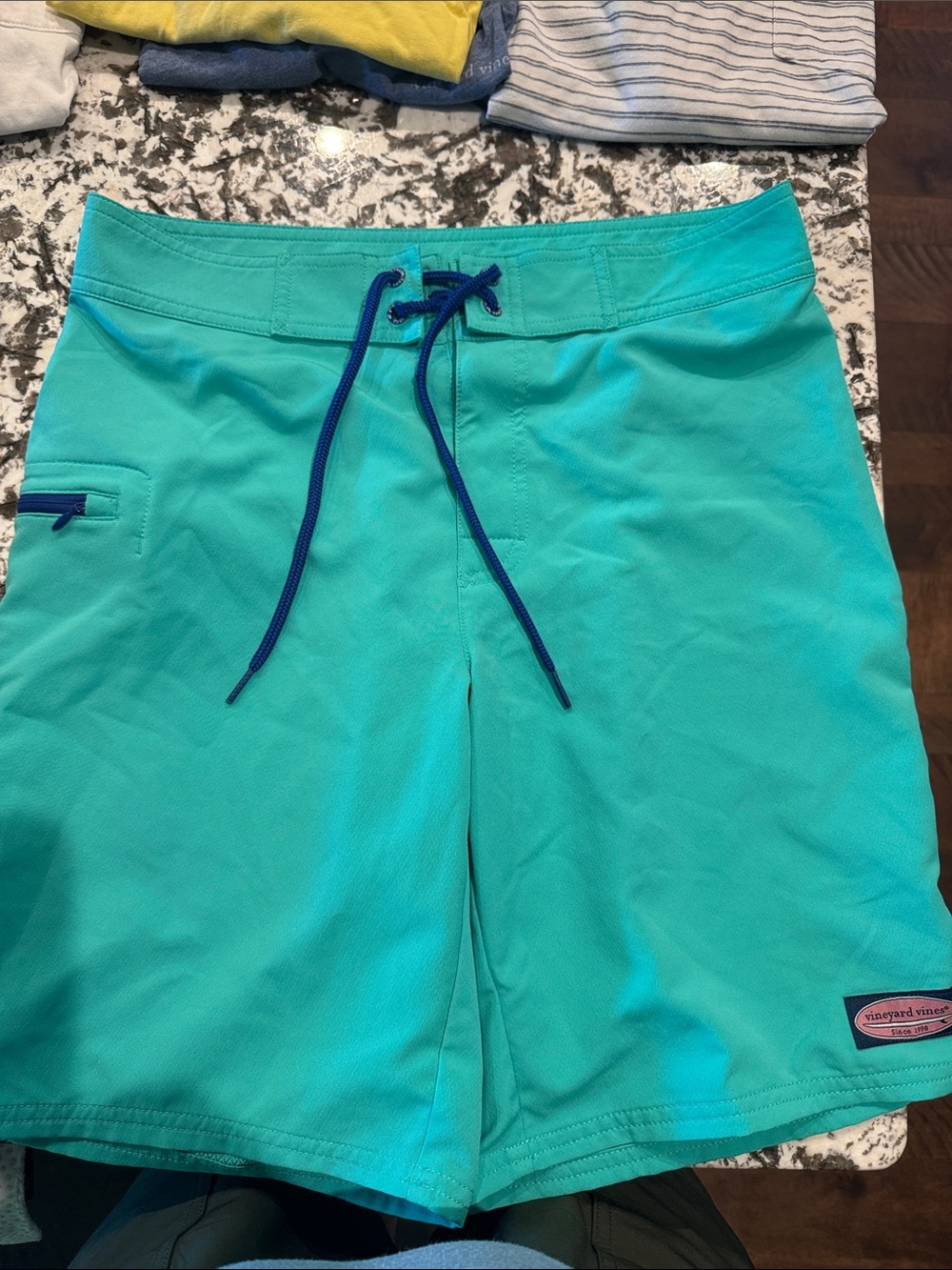 Vineyard Vines Teal Men’s Board Shorts with Navy Drawstring size 28